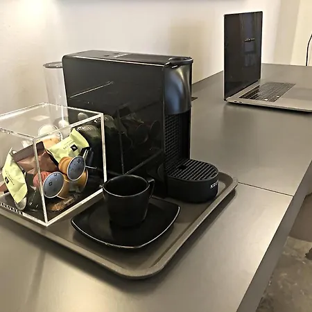 Apartamento Solari Luxury Flat Milán