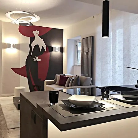 Solari Luxury Flat * ミラノ